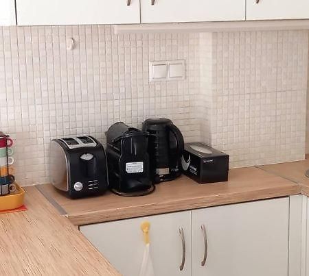 Popart -Spacious 3Rdfl 1Bdr W/Balcony/View Apartment เอเธนส์ ภายนอก รูปภาพ